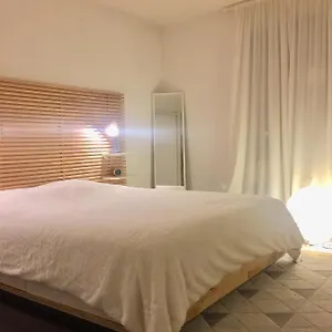 Homestay Privees Et Calmes Chez L'habitant- Sdb Commune-parking Prive Sur Demande-pour Personnes Respectueuses Et Discretes